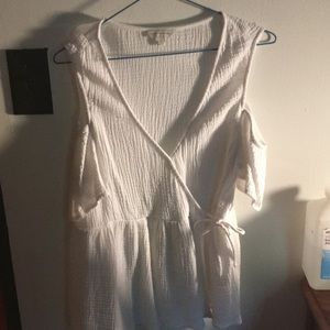 Off shoulder white tie top